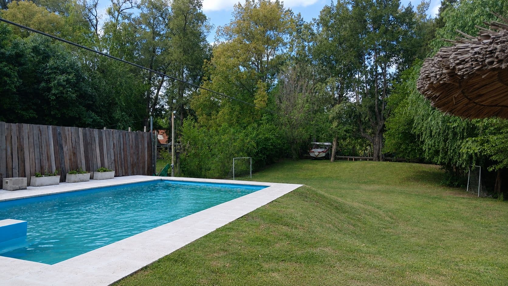 Quinta con pileta cancha de futbol y tirolesa